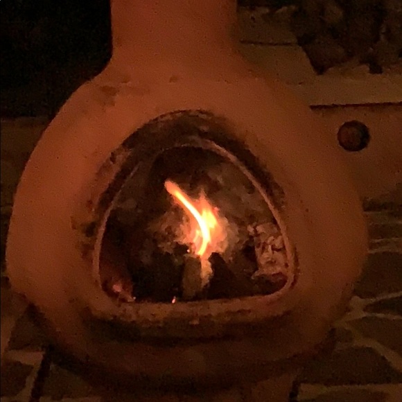 Meet your Posher, Nicole - Picture 2 of 2